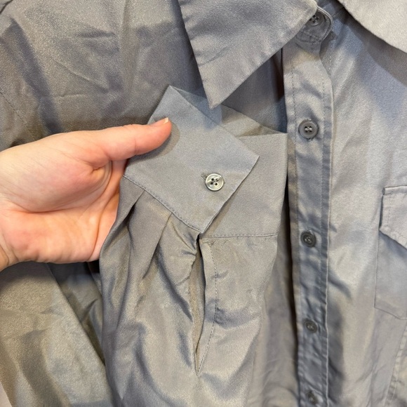 Women’s Top Pendleton Gray Metalic Shirt Button Down size 12 - Picture 7 of 14
